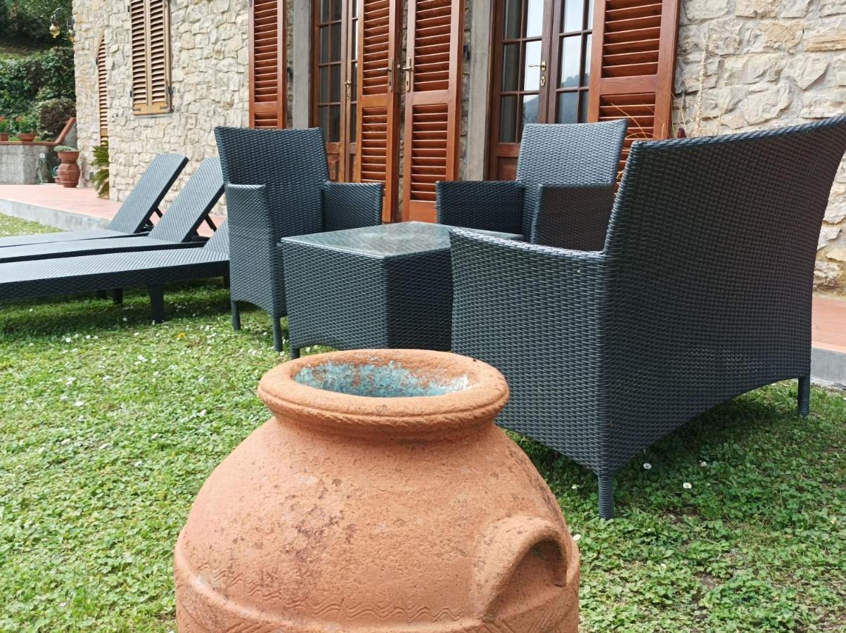 Villa Camelia Tuscany Pescia Buitenkant foto