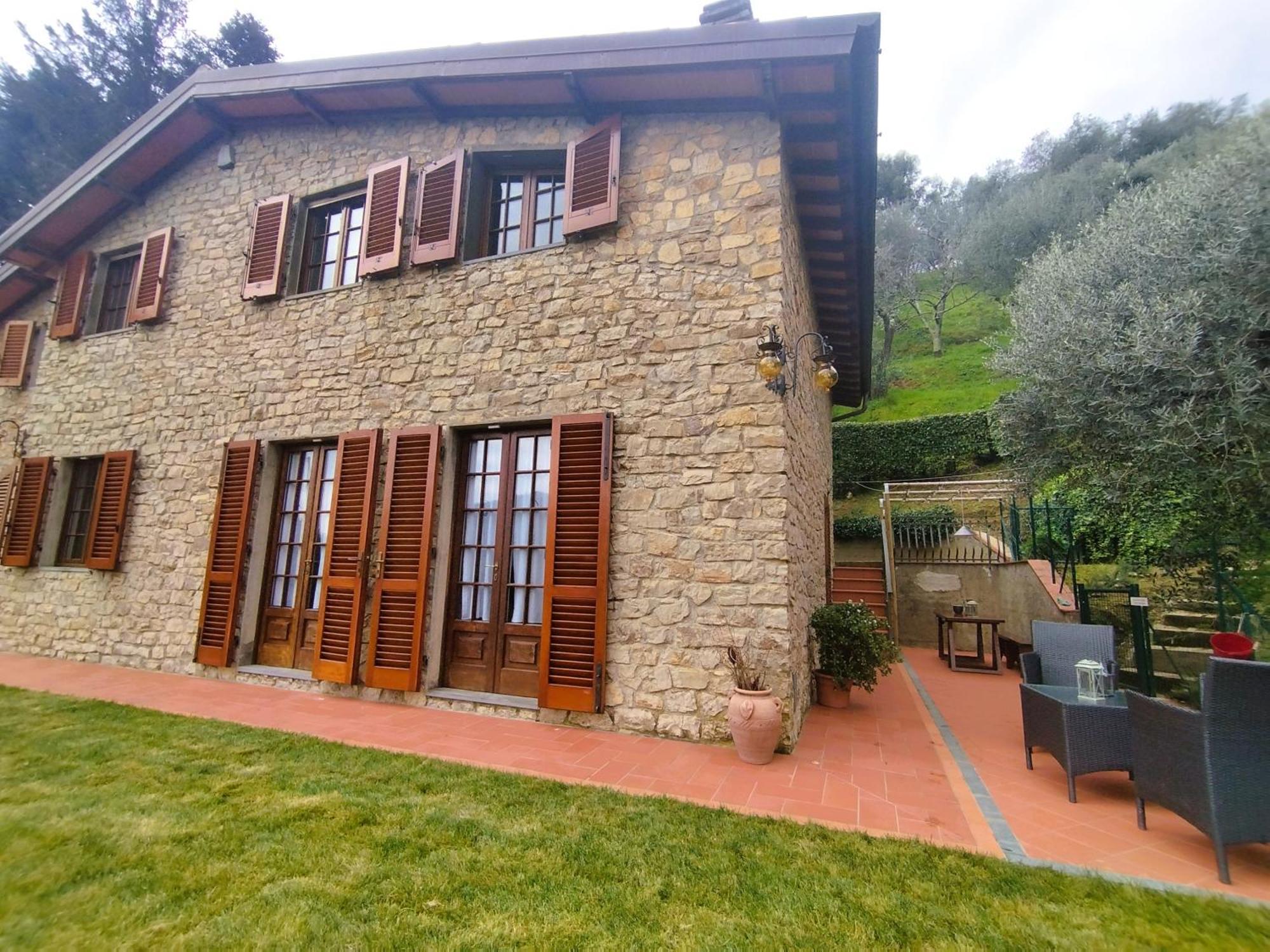 Villa Camelia Tuscany Pescia Buitenkant foto