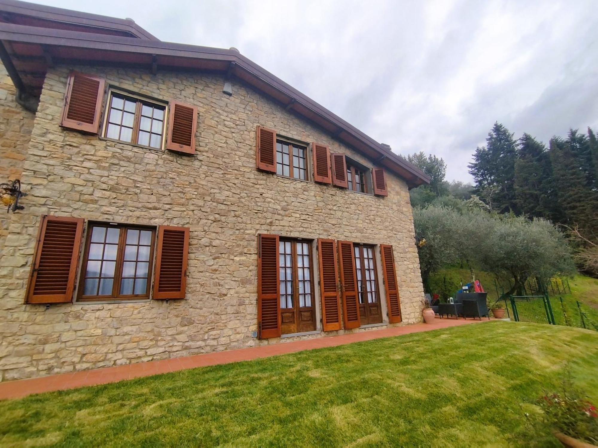 Villa Camelia Tuscany Pescia Buitenkant foto